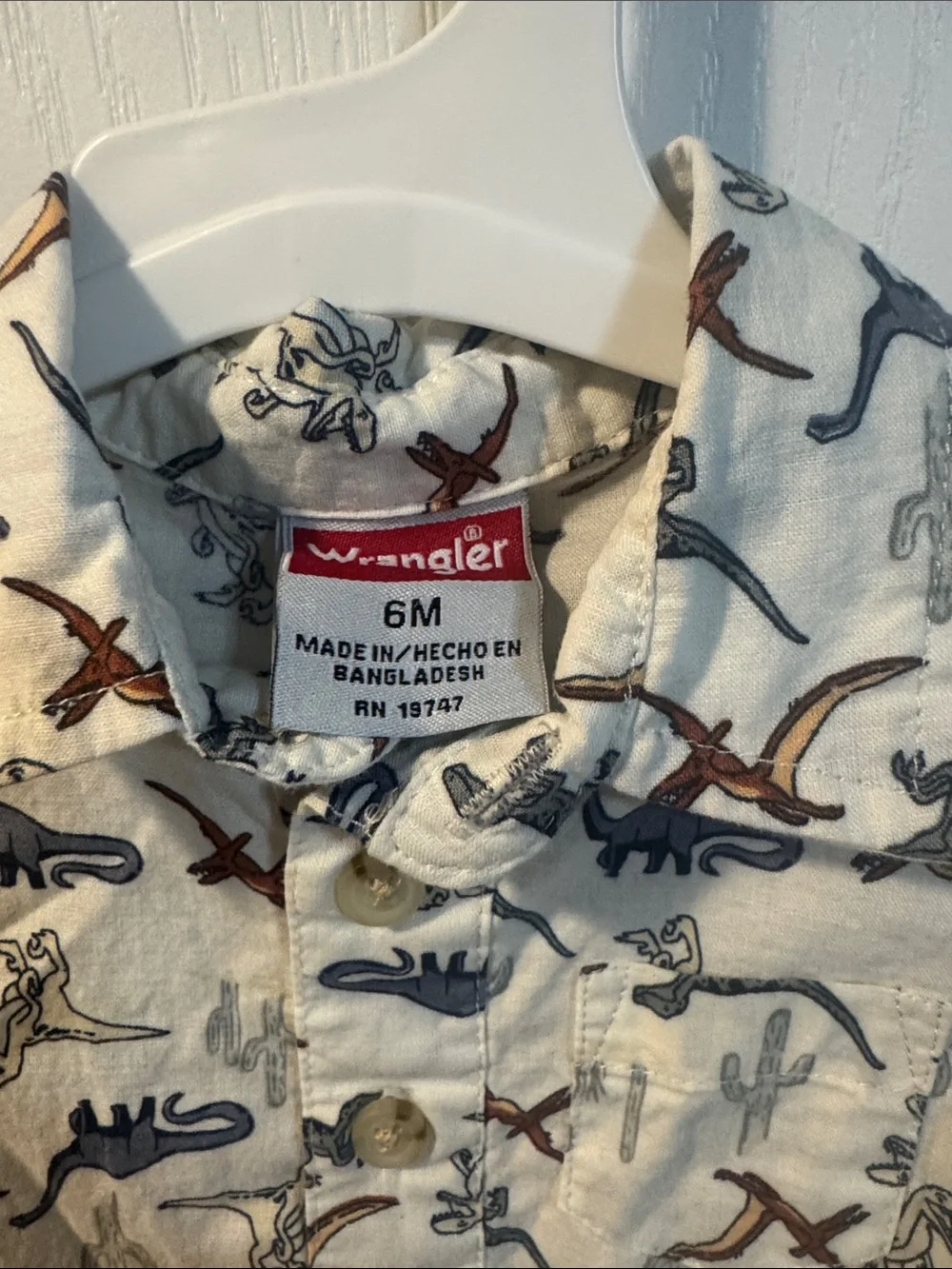 6 Months Wrangler Baby Boy Dinosaur Bodysuit & Shorts 2 Piece Set